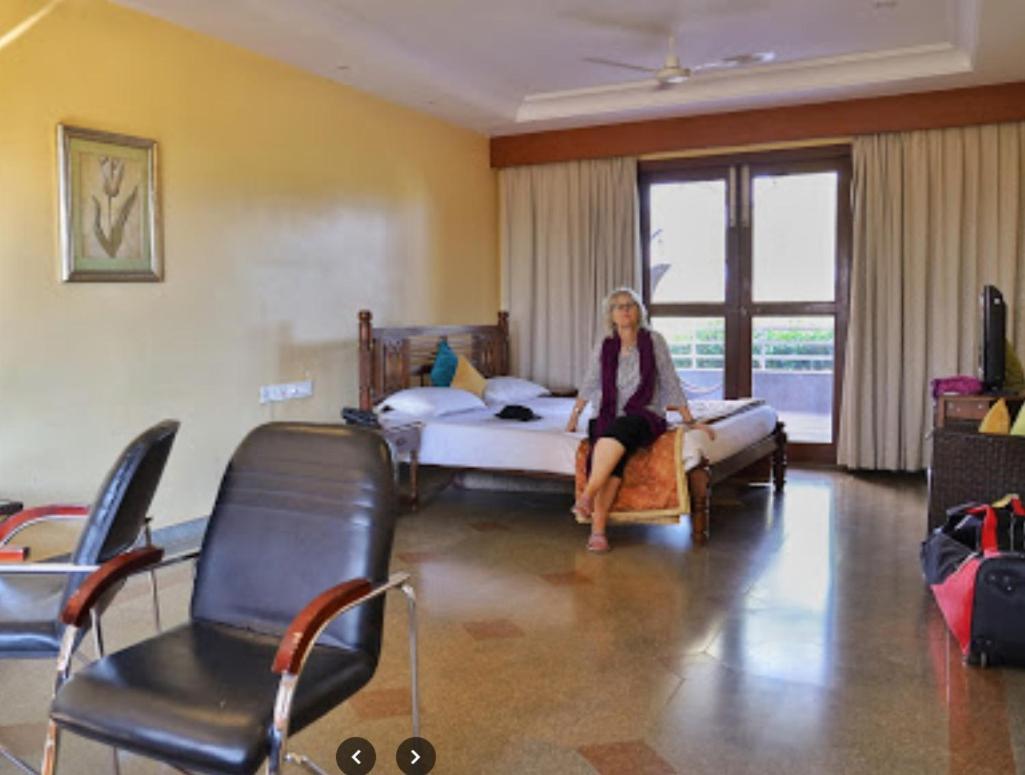 Krishna Heritage Resort Badami Luaran gambar